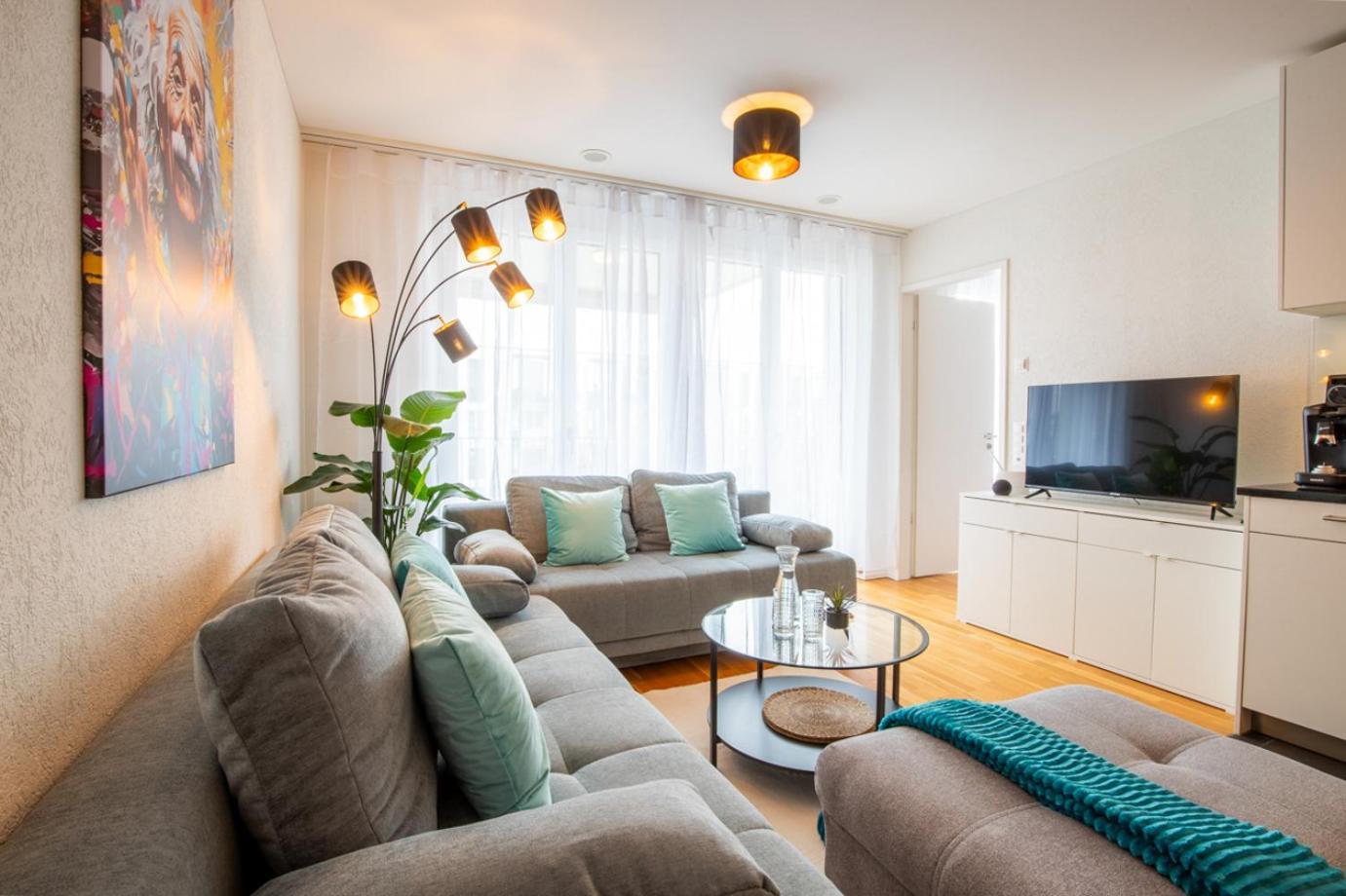 Special Einstein II Apartment Basel, Messe Kleinbasel 10-Star Екстер'єр фото