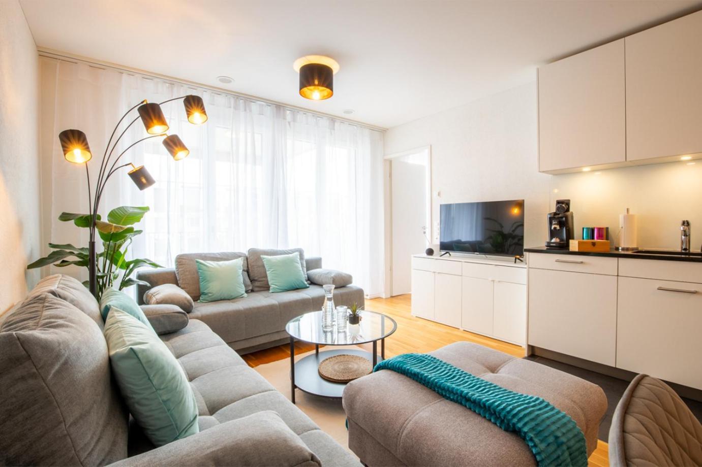 Special Einstein II Apartment Basel, Messe Kleinbasel 10-Star Екстер'єр фото